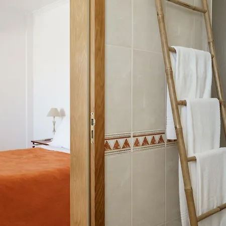 Heated Pool 6 Bedroom Private In Center Of Olhos De Agua 알부페이라