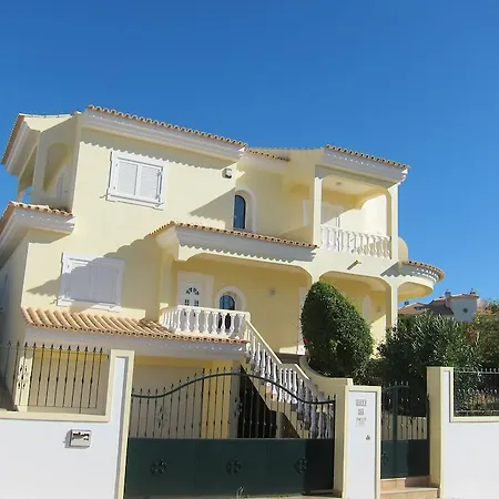 Heated Pool 6 Bedroom Private In Center Of Olhos De Agua