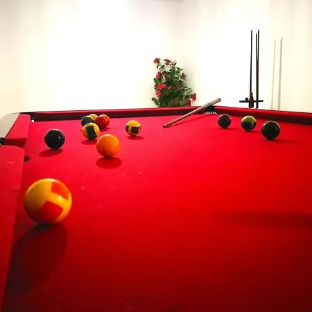 빌라 6 Bedroom Brady Private With Pool And Garden *