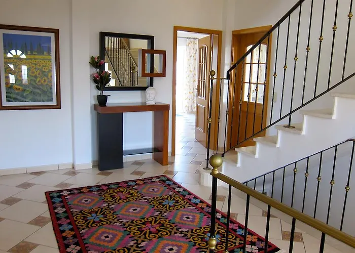 Villa Heated Pool 6 Bedroom Private In Center Of Olhos De Agua