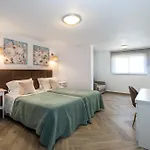 Willa Heated Pool 6 Bedroom Private In Center Of Olhos De Agua