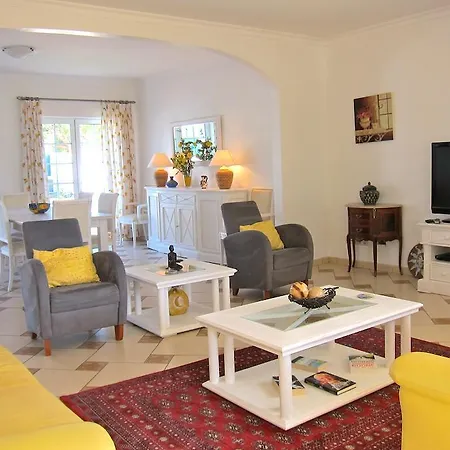 וילה 6 Bedroom Brady Private With Pool And Garden אלבופיירה